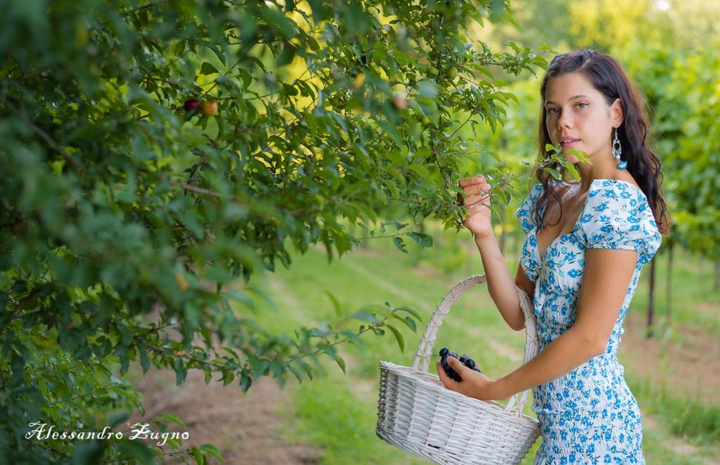 foto di ragazza nel parco dei Colli Euganei a Teolo