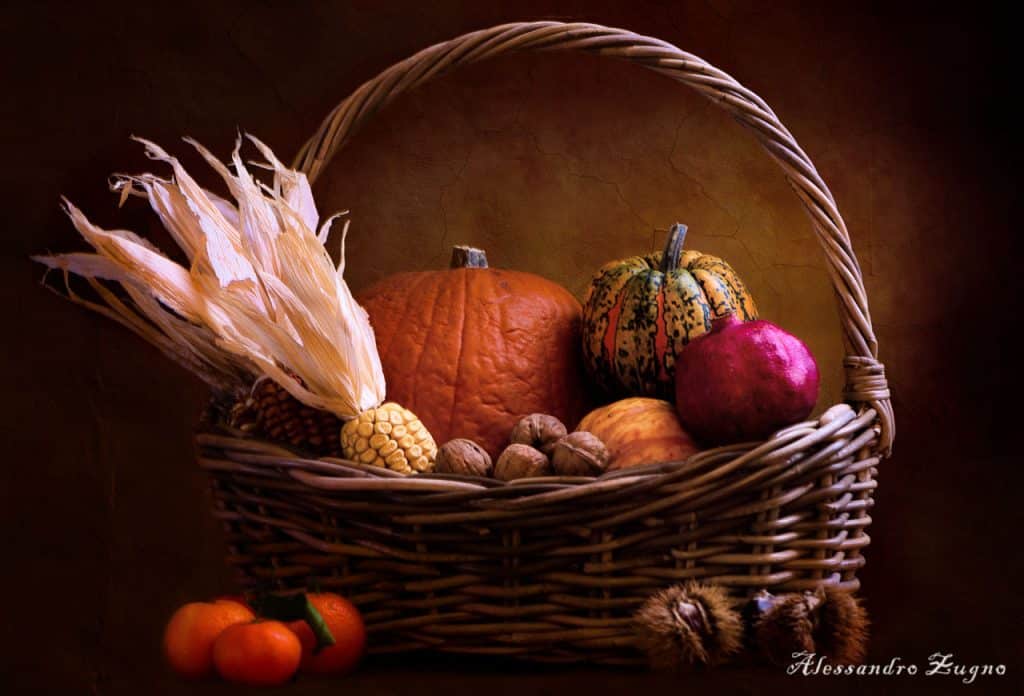 immagine cesto autunnale con zucche